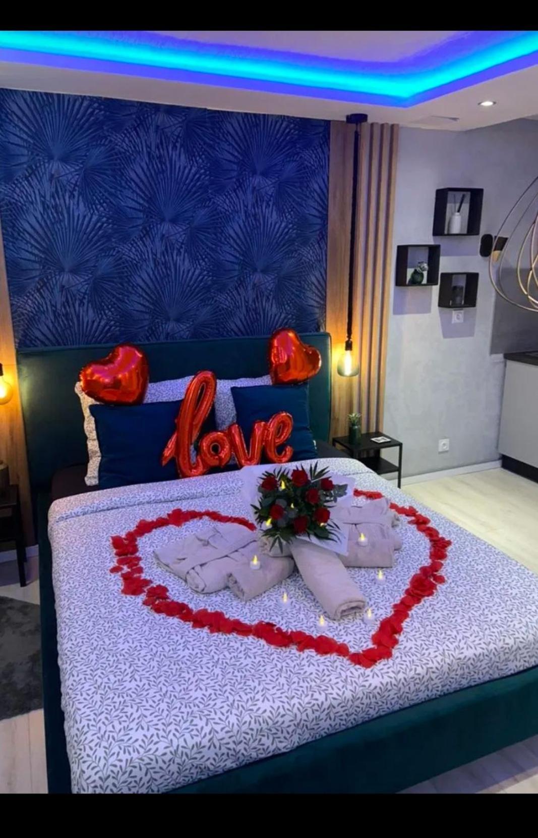 Appartement La Splenzia Spa Jacuzzi Wifi Clim Αβινιόν Εξωτερικό φωτογραφία